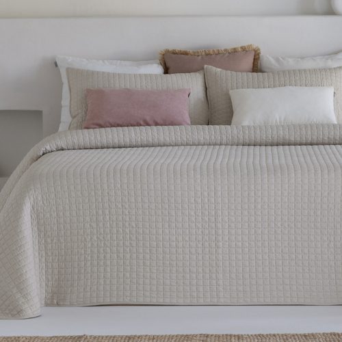 Colcha Jacquard Toronto de Sandeco en color beige c180 270x270 y 2 fundas de cojín de 50x70cm
