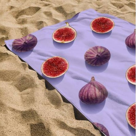 Toalla Higos de terciopelo jacquard con un tamaño de 90X165cm, familiar, suave y absorbente. Fabricada en 100% algódón.