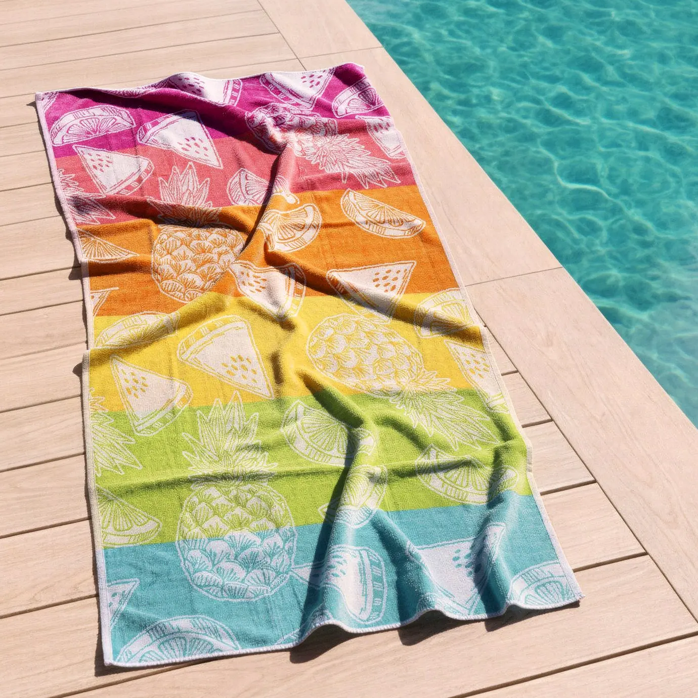 Toalla Yunnan de terciopelo jacquard con un tamaño de 90X165cm, familiar, suave y absorbente. Fabricada en 100% Algódón Egipcio.