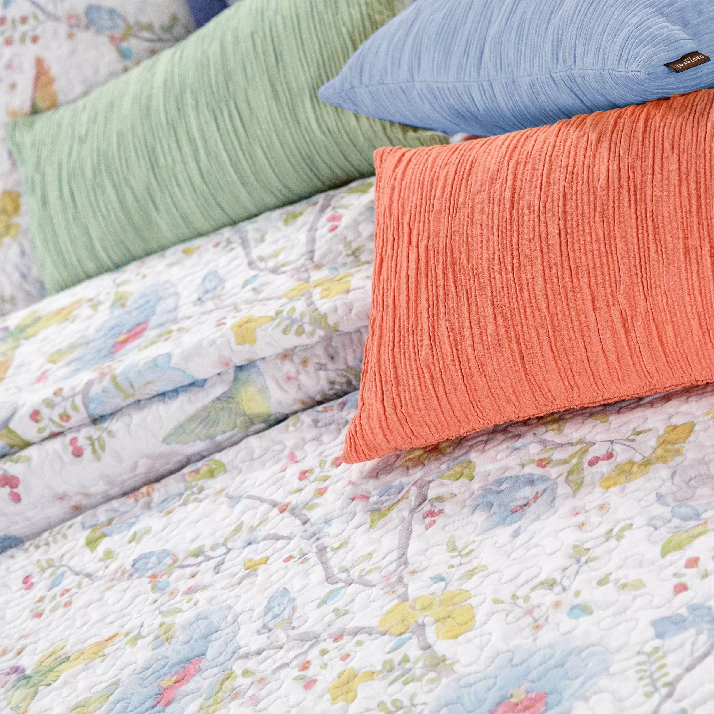 Colcha Bouti Reversible Nectar Flores y Rayas Manterol 150/160 - Imagen 4